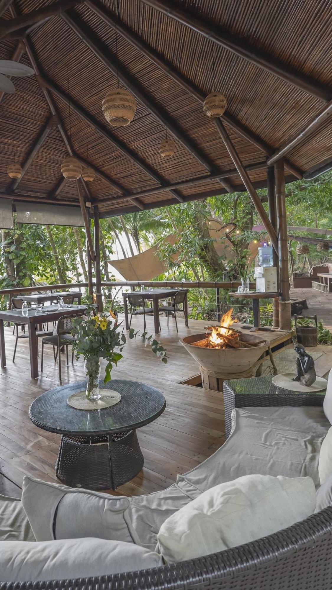 Los Vivos Beachfront Experience Pochote Екстер'єр фото